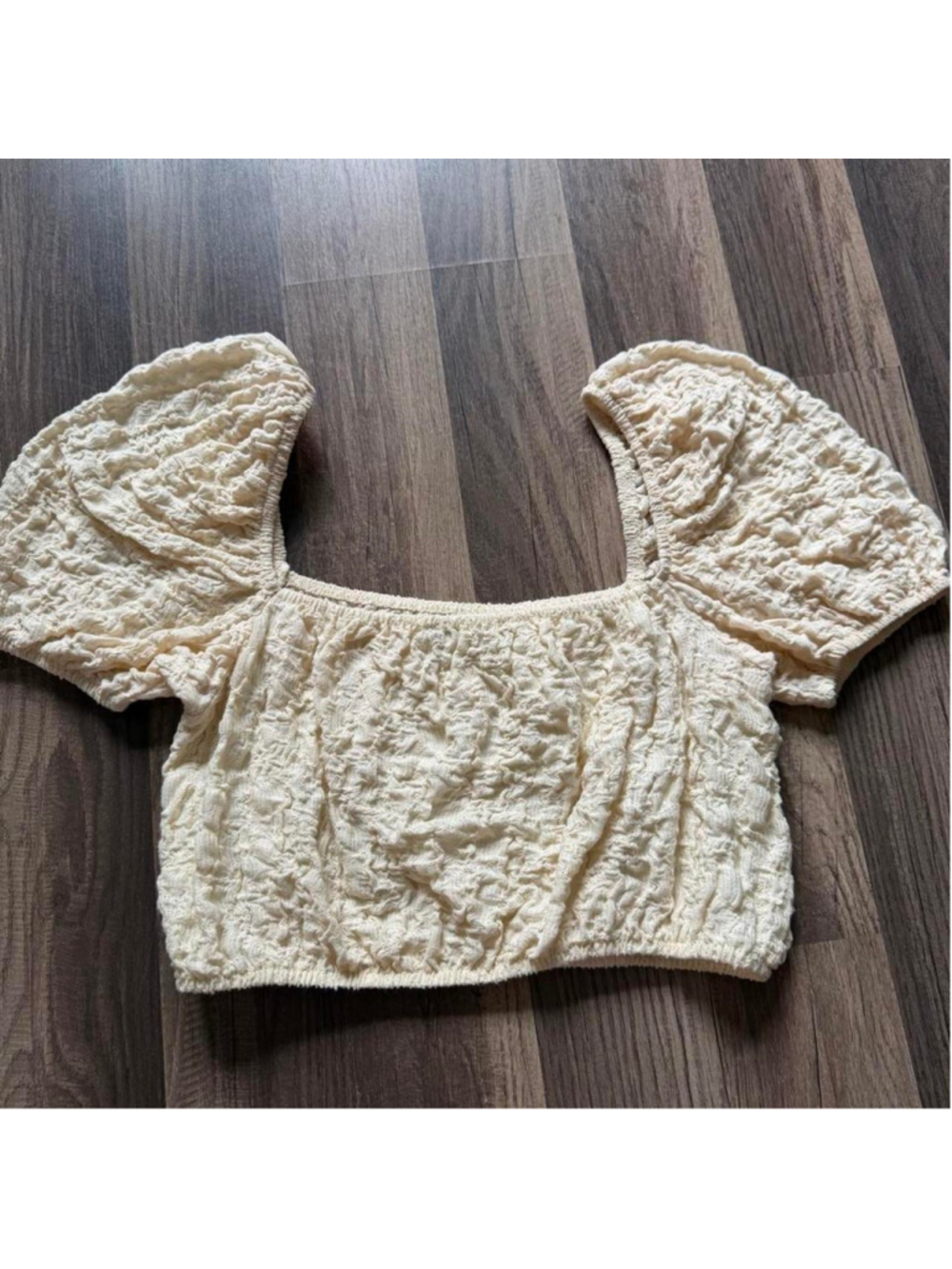 Romantic cream textured crop top